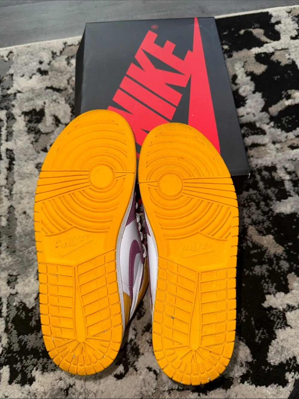 Nike like new